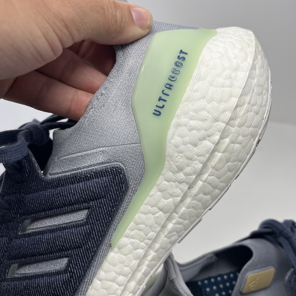 Adidas UltraBoost 22 Halo Silver/Shadow Navy/Linen Green GX9158 Men Sz 11.5 - Picture 11 of 12